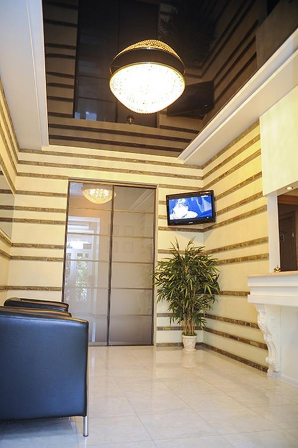 فندق Bilyj Rojal Zaporizhia المظهر الخارجي الصورة