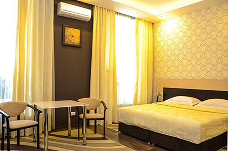 فندق Bilyj Rojal Zaporizhia المظهر الخارجي الصورة